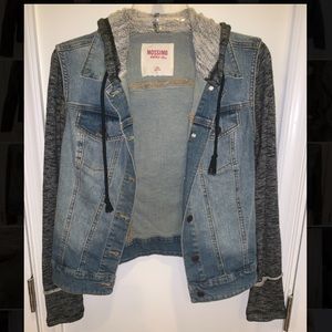 Mossimo hooded jean jacket. Size M